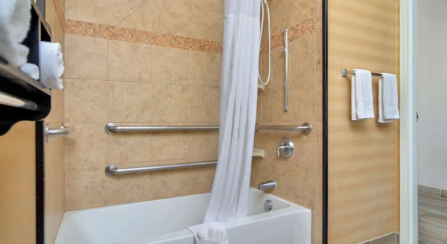 Номер Standard Hampton Inn & Suites Fort Worth-Fossil Creek