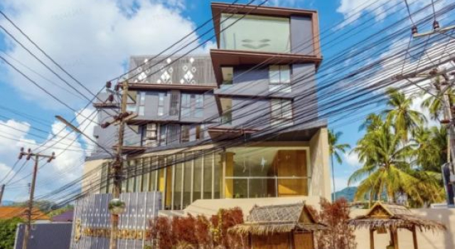 Nice Studio Top-Floor. Scenic Rooftop Pool. Surin Beach, Забронировать Отель Отели Южного Таиланда 3 звезды, 3*