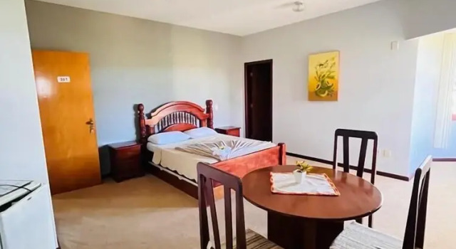 Пятиместный люкс Superior Chateau Palace Hotel