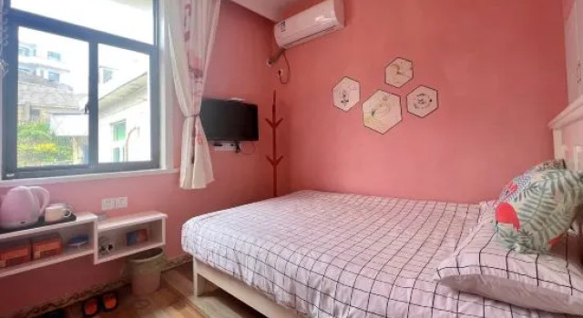 Кровать в общем номере (женский номер) Shengsi hua-bird township youjia Homestay