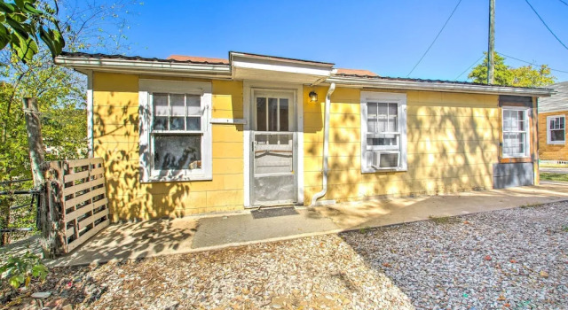 Pet-friendly Hot Springs Abode < 1 Mi to Dtwn