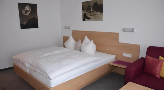 Hotel Garni Sport Sonneck, Забронировать Отель Отели Тироля 3 звезды, 3*