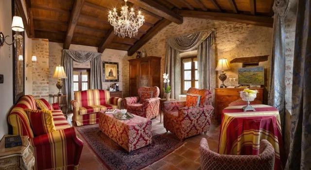 Hotel Castello Di Sinio, Reserva ahora Hotel Sinio Las Langhe