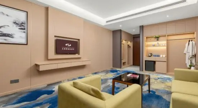 Люкс Deluxe Darius International Hotel (Panlong Cave)