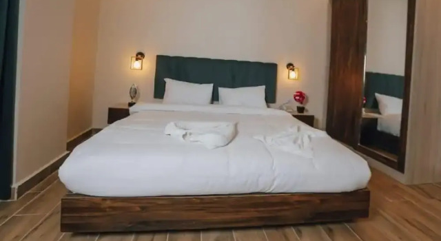 Eternal Pyramids Hotels Group, Rezervovat Hotel Gíza 