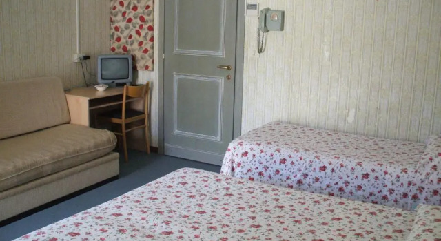 Трёхместный номер Standard Hotel Splendor