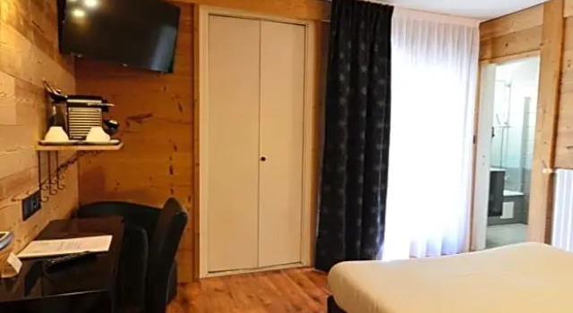 Номер Superior с видом на горы Hôtel Edelweiss