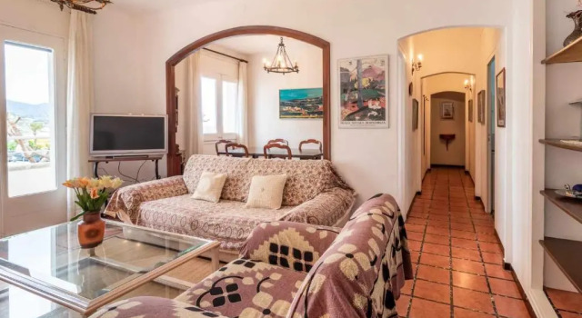 PORT DE LLANÇÀ 31 apartamento con vistas al mar