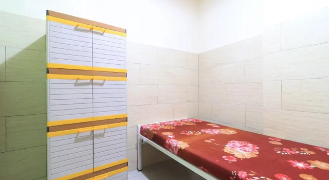 Eiffel Residence Tarakan - Female Only, Book Guesthouse Jakarta Jakarta Province
