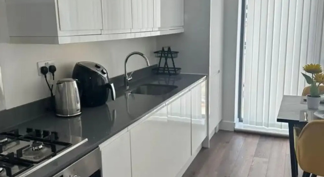 Exclusive 2 Bedroom Apartment, Забронировать Апартаменты/квартира Лондон Большой Лондон, рядом с Гринвичский центр культурно-исторического наследия