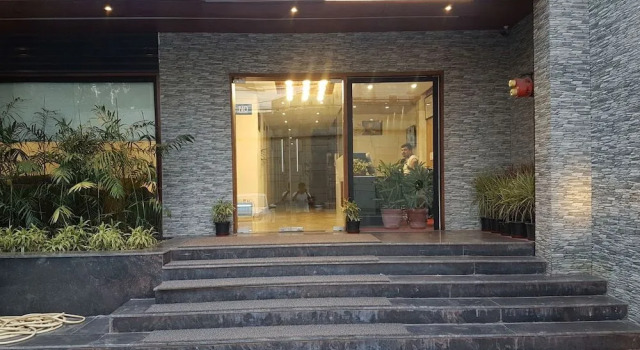 The Celebrations by HNH, Varaa Hotelli Zirakpur Haryana