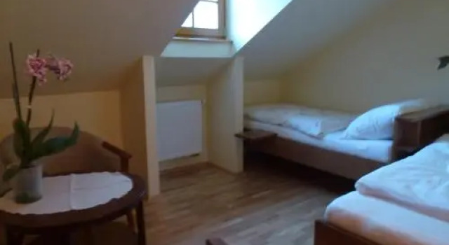 Chata u Janusa Fedorkin Jarok, Rezerwuj Hotel Hotele w Košický kraj z parkingiem, Parking