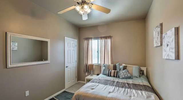 Tucson Home w/ Wraparound Balcony, Walk to U of A!, Забронировать Отель Тусон штат Аризона