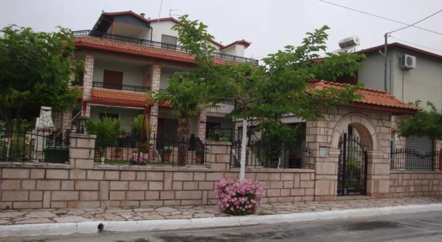 Simos Apartments, Book Apartment Korinos 