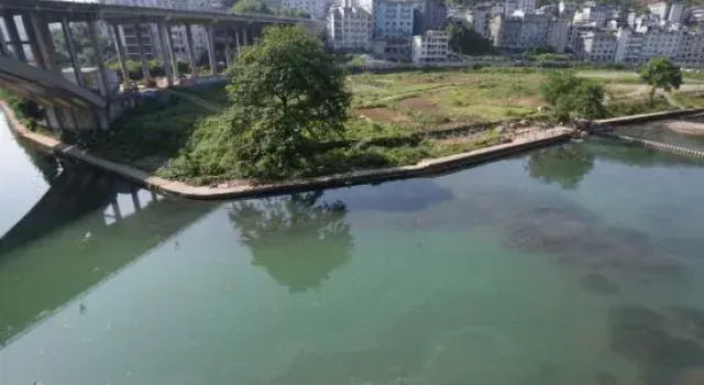 Fenghuang Yingfengju River View Homestay, Rezerwuj Hotel Xiangxi Hunan