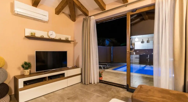 Amazing Home in Pula With Wifi and 2 Bedrooms