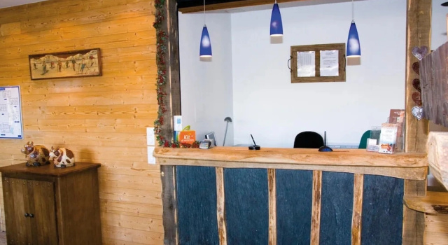 Spacious Mountain Apartment for 8