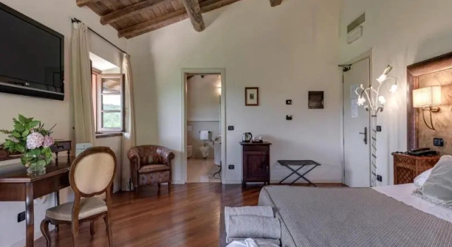 Полулюкс Standard Villa Campomaggio Resort & SPA