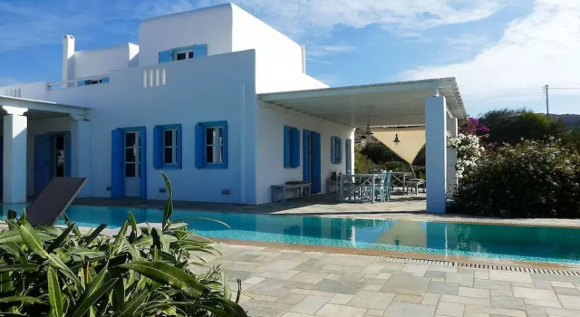 Вилла Glyfada CN Cheerful 5 Bedroom Home on the Beach