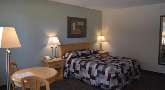 Номер Standard c 1 комнатой Guest House Inn & Suites