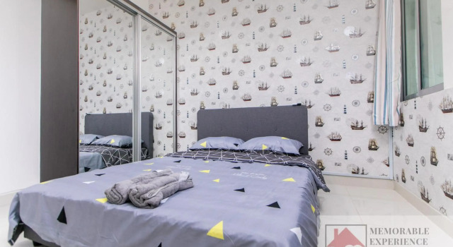 Express Check-in Deluxe Cozy Studio for 1-2Pax WIFI Indoor Carpark TV Fridge Washing Machine