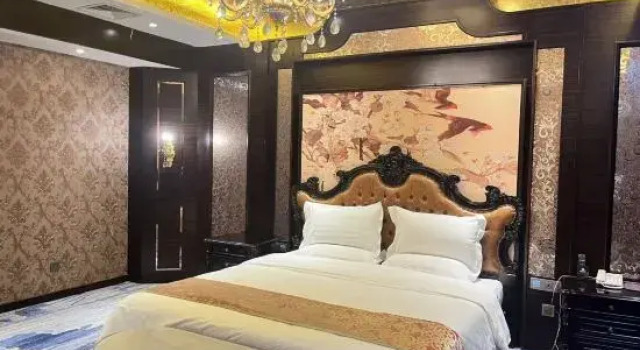 Люкс Presidential Yanta Hotel