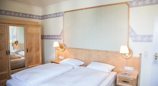 Номер Comfort Hotel Altes Kurhaus