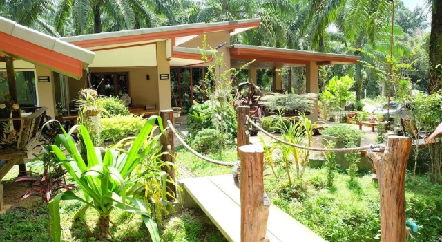 Tonpalm Farmstay, Rezervovat Penzión Khlong Thom Krabi