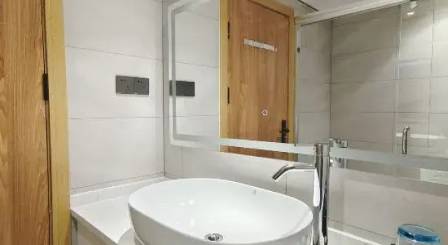 Shangfu Qingju Hotel (Maoming High Speed Railway Station Dongxin Times Square), Boek Hotel Hotels in Guangdong met parkeren, Parkeren