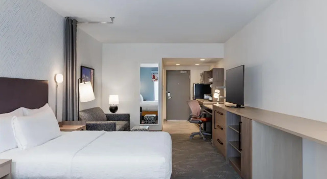 Четырёхместная студия Home2 Suites By Hilton Altoona Des Moines