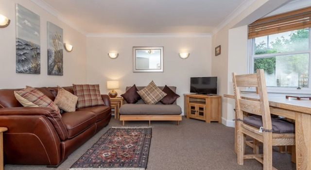 Achaniar Cottage - Central St Andrews, Забронировать Дом для отпуска Виллы Сент-Андрус, рядом с St Andrews Cathedral, Вилла