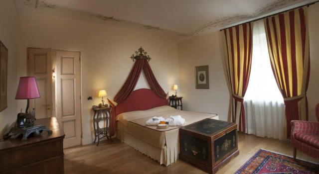 Villa Tiboldi, Book Villa Sommerhuse i Canale, Hytte
