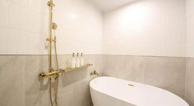 Люкс Munhyeon Signature Denbasta Hotel