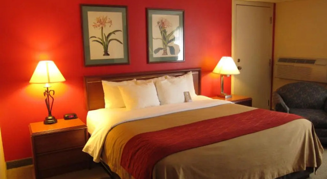 Номер Standard Ramada by Wyndham Downtown Spokane