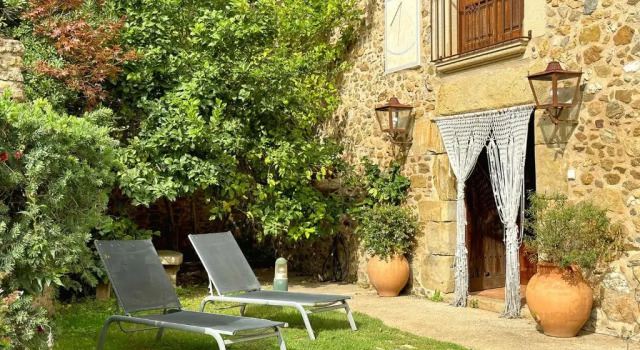 Коттедж с 3 комнатами Turisme Rural - Mas Vilà - Monells