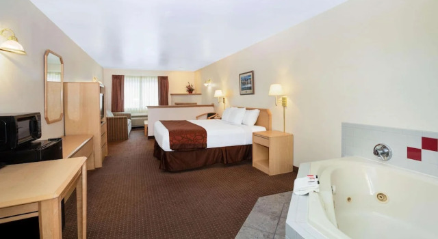 Люкс Deluxe Best Western Inn At Lander