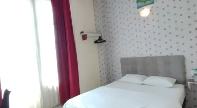 Двухместный номер Deluxe Hotel Bestari