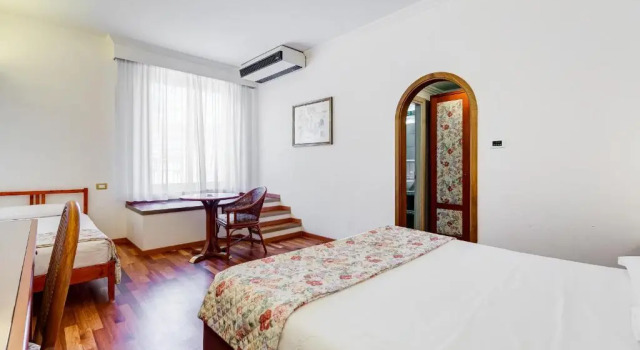 Трёхместный номер Standard Eurogarden Hotel