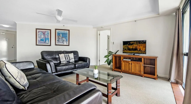 Victoria Square Apartment Broadbeach Level 9