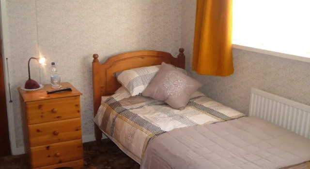 Tremains Guest House, Забронировать Гостевой дом Отели в центре Бридженд, в центре