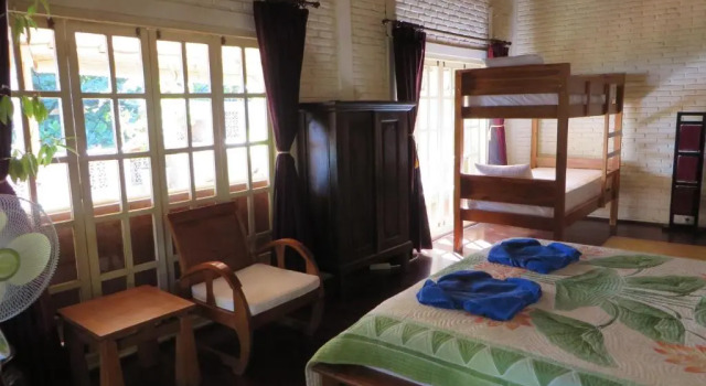 Jukung Dive Resort Bali, Rezervați Stațiune Hoteluri în Purwakerti cu parcare, Parcare