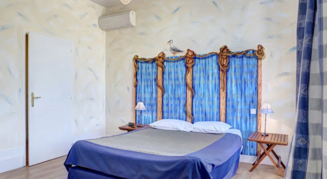 Двухместный номер Standard Logis Hôtel de la Tour Libourne