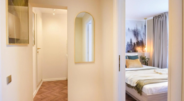 TROPICAL FEEL. 2BR Apt at Sala Palatului, Забронировать Отель Бухарест Muntenia, рядом с Музей коллекций произведений искусства