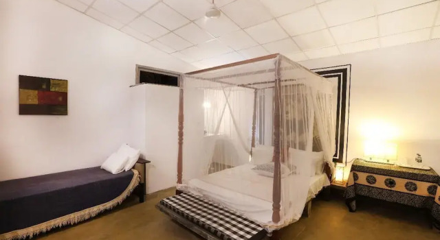 Airport Green Villa