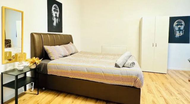 Modern Studio for 3 Near FAC Platz