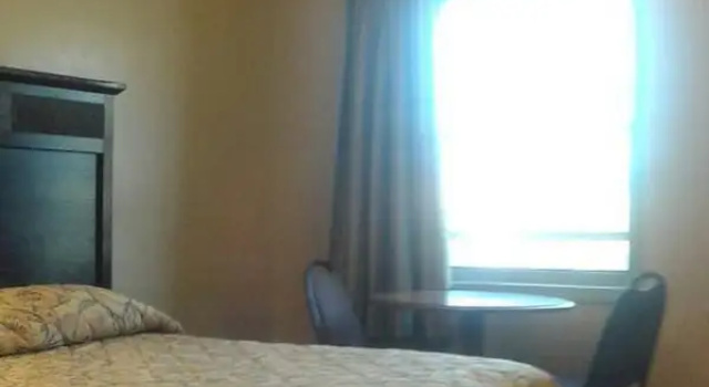 Номер Standard Loyalty Inn