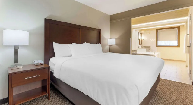 Двухместный люкс c 1 комнатой Comfort Inn & Suites Johnstown - Richland Town Center