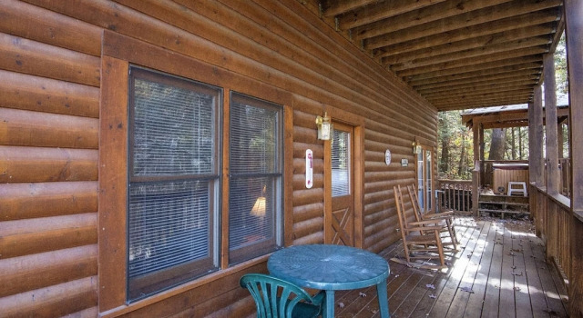 Номер Standard Er 226 - Locker's Mountain Hideaway Great Location - Close To Town! 2 Bedroom Cabin by RedAwning
