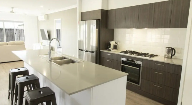 Spacious 4-bed House in Leafy Plainland, Rezervasyon Daire Plainland Queensland
