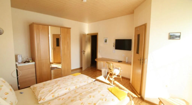 Hotel Gerlach, Забронировать Отель Ирциг 